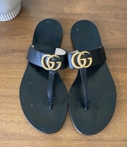 Gucci marmont leather t strap thong sandals 39